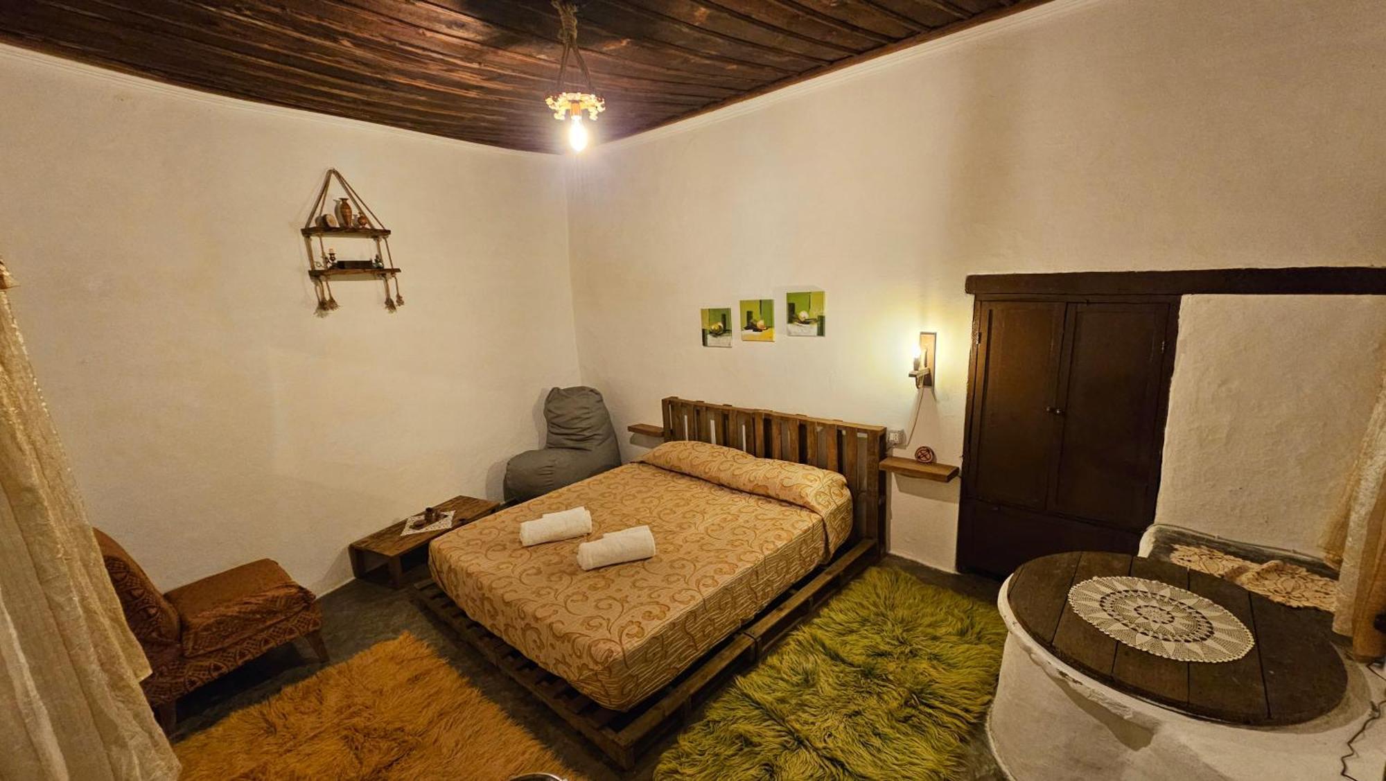 Guest House Panorama Berat Exterior photo