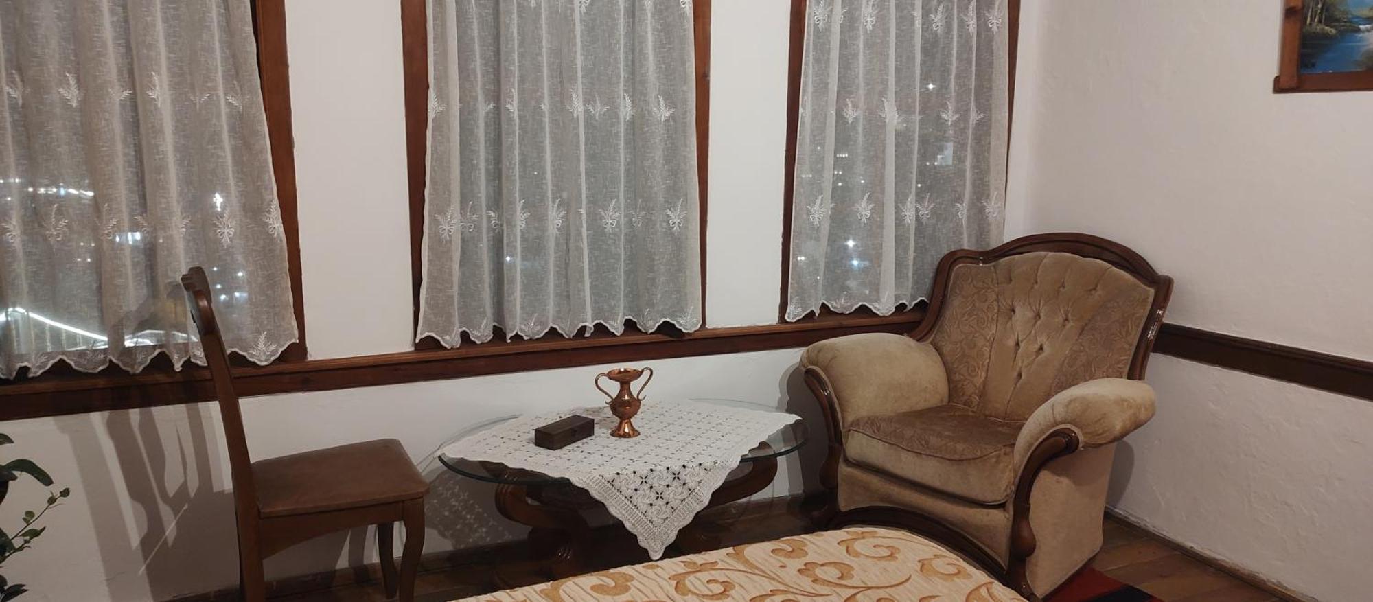 Guest House Panorama Berat Exterior photo